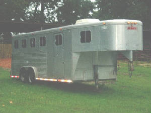 aluminumhorsetrailer.jpg